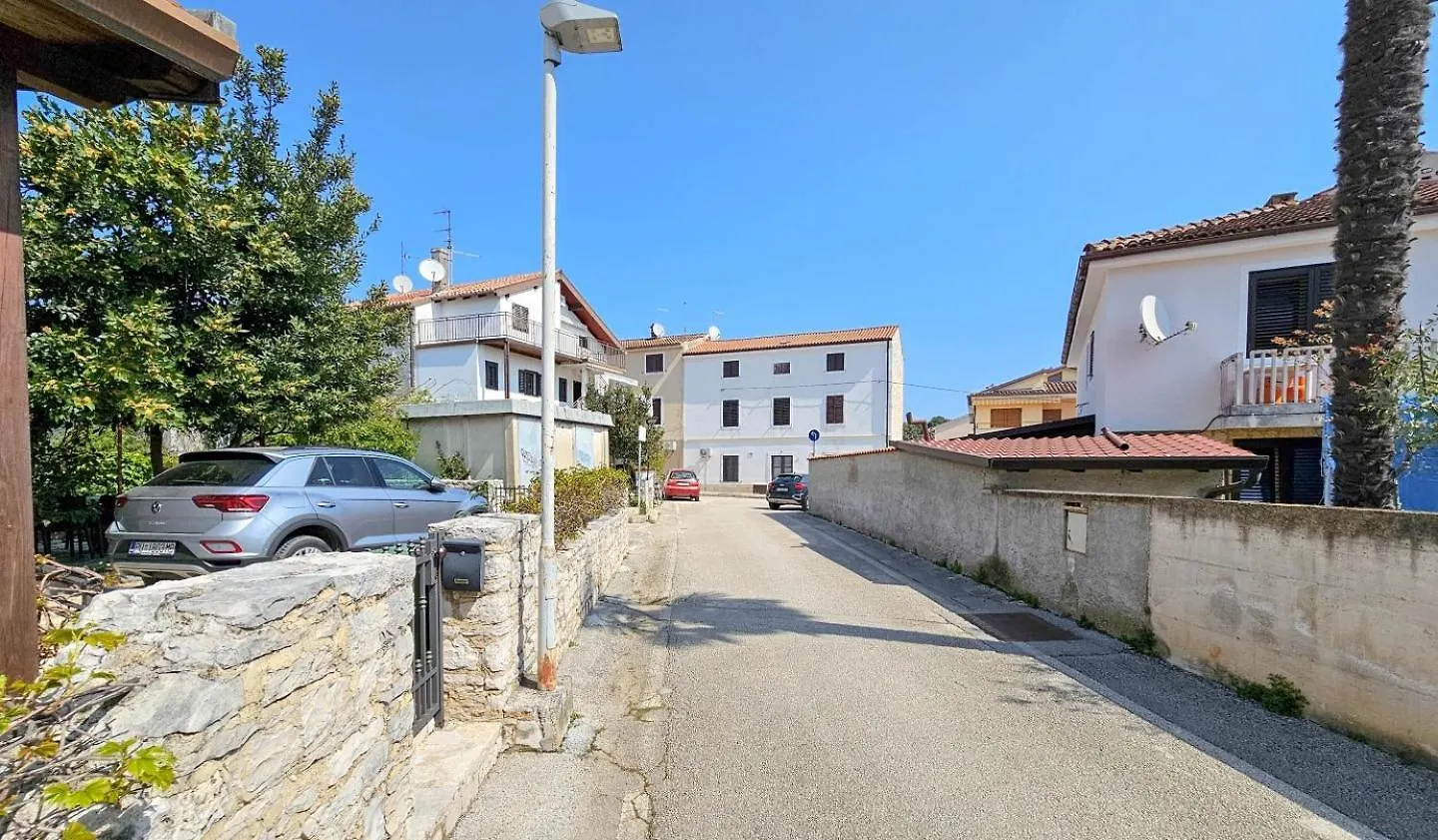 Appartamento Erika 4 Novigrad Istria 0*,  Croazia